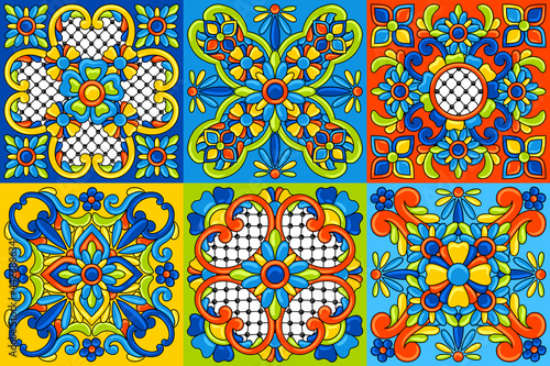 Mexican talavera ceramic tile seamless pattern. Decoration with ornamental flowers. Background with mexican talavera pattern. Decoration with ornamental flowers.