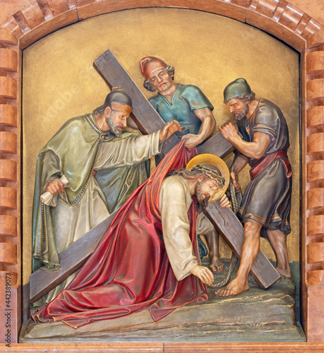 VIENNA, AUSTIRA - JUNI 18, 2021: The relief of Jesus fall under the cross in the Herz Jesu church from begin of 20. cent. by Workroom from Munich.