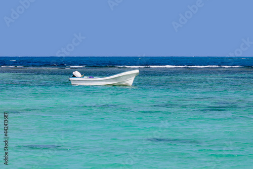 Boat on the venezuelan caribbean coast of morrocoy national park
