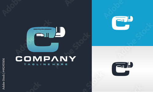 letter C wrench adjustable logo