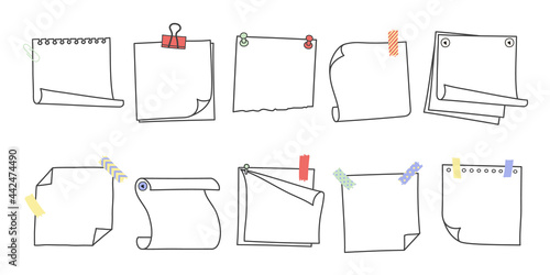 Doodle hand drawn memo notes and reminders vector illustration set. Simple drawing doodle style sketches of square paper sheets with curved corners cute diary design with clip, pins and duct tape.