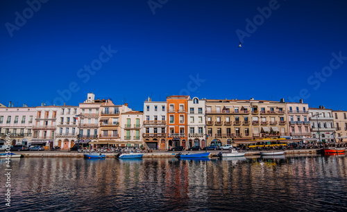 Canal and houses in Sete France © NadiaA
