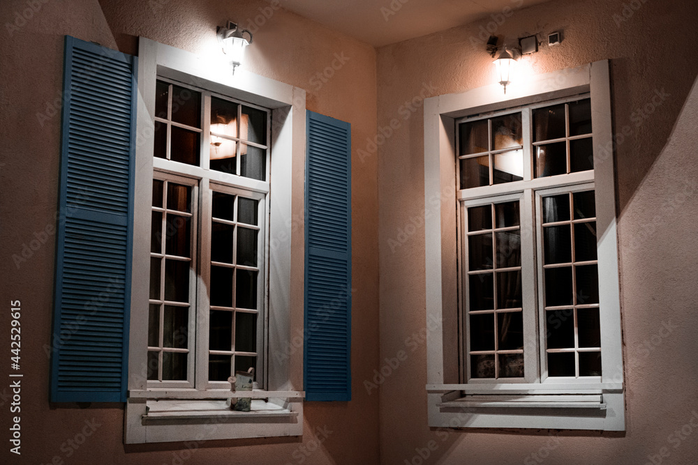 Obraz premium two windows