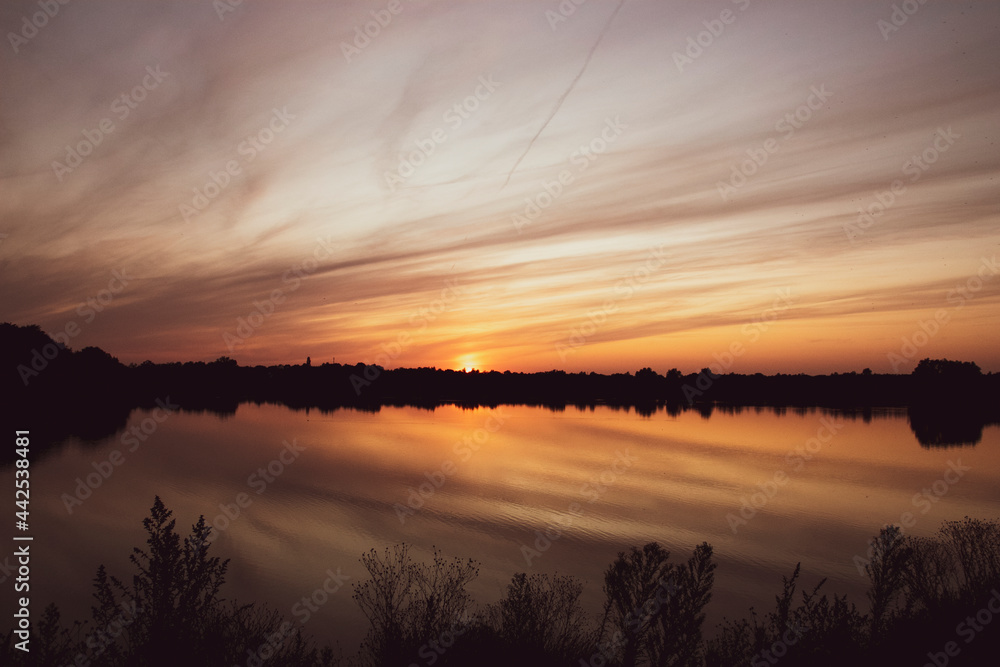 Fototapeta premium Windheim Sunset Gravel Lake