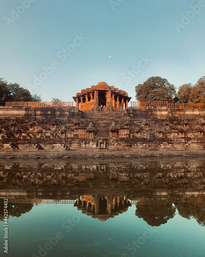 Εκτύπωση καμβά sun temple modhera