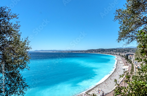 Panorama sur la baie des anges à Nice depuis la colline du château
