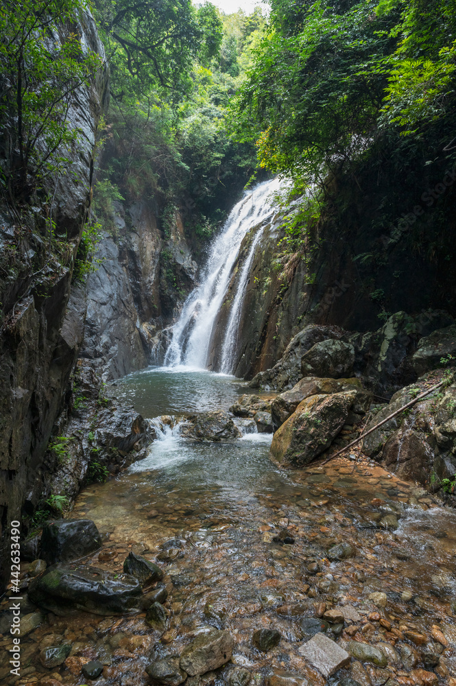 Fototapeta premium Rocks and streams and waterfalls in the canyon