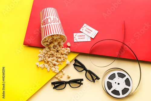Tasty popcorn with 3D glass...