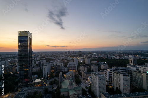 Warszawa - centrum miasta, zachód słońca, wieżowce widziane z drona