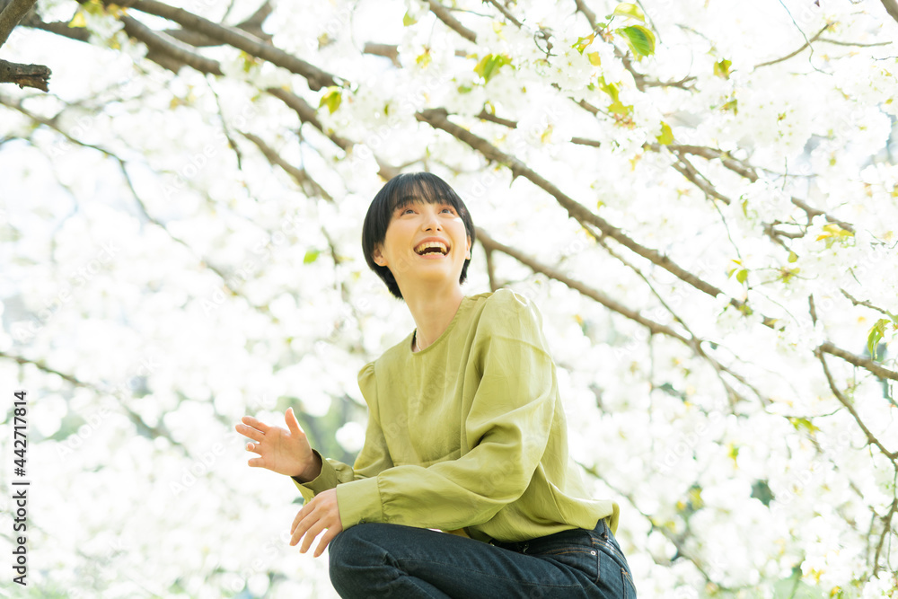 桜と女性のポートレート 桜と女性のポートレート
