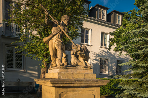 Obraz na płótnie Monument near historic palace in Kozienice, Mazowieckie, Poland w salonie