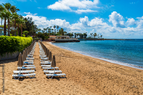 Fototapeta Naklejka Na Ścianę i Meble -  Coastal view of Antalya City in Turkey