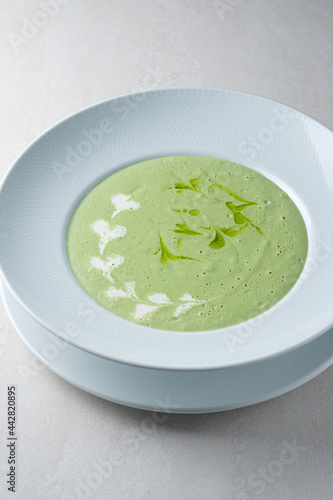Menu for the restaurant: broccoli cream soup, seasoned with olive oil and cream.