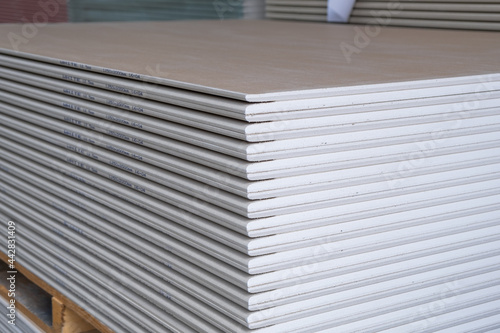 Foto The stack of WHITE Standard Gypsum board panel