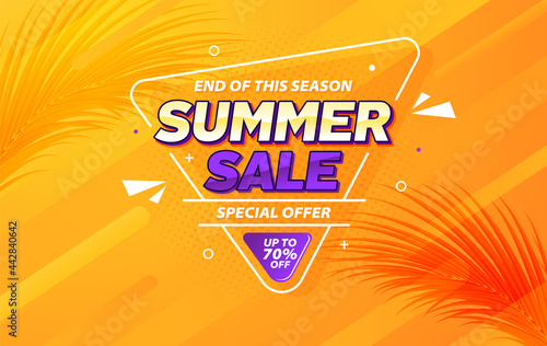 End of season summer sale gradient banner