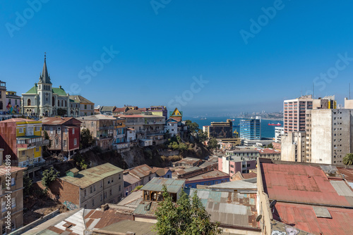 Panoramic view of the houses in the center of Valparaiso, Chile