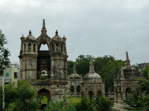 British Cemetery (Surat) The tombs in English, Dutch and Armenian cemeteries at Surat are reckoned among the most important historical monuments in the city.