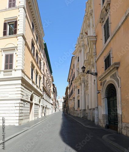 Fototapeta Naklejka Na Ścianę i Meble -  Empty Road VIA CONDOTTI in Rome Italy the street of the Shopping during lockdown without people