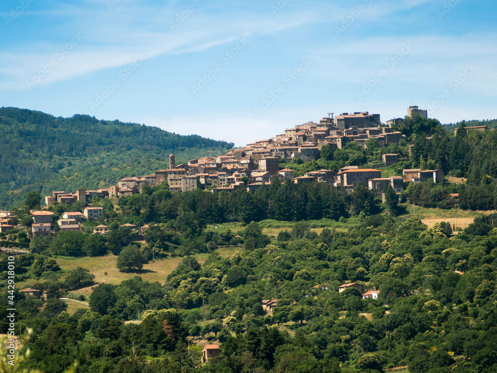 Italia, Toscana, Grosseto, Monte Amiata, il paese di Castel del Piano e il paese di Montelaterone.