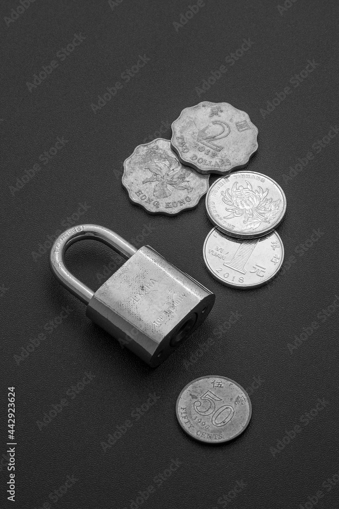 Padlocks and some coin values Padlocks and some coin values