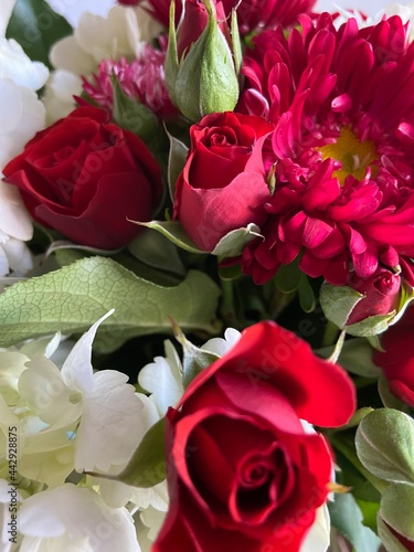 red roses bouquet