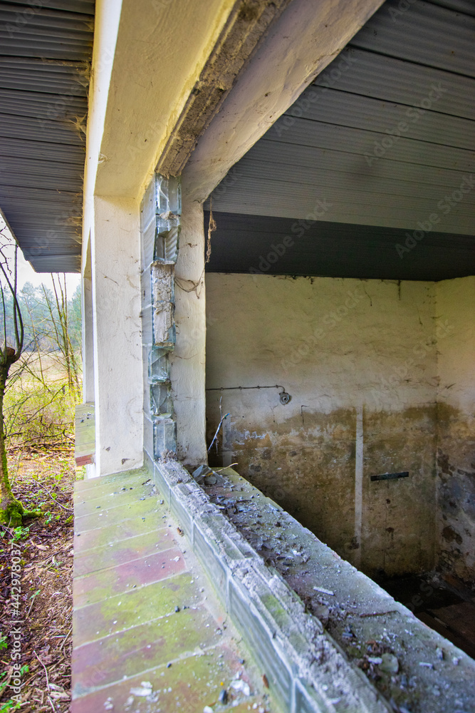 Obraz premium old, abandon building (Brandenburg, Germany)