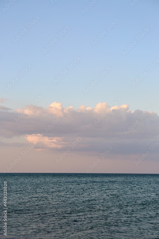 Obraz premium sunset over the sea