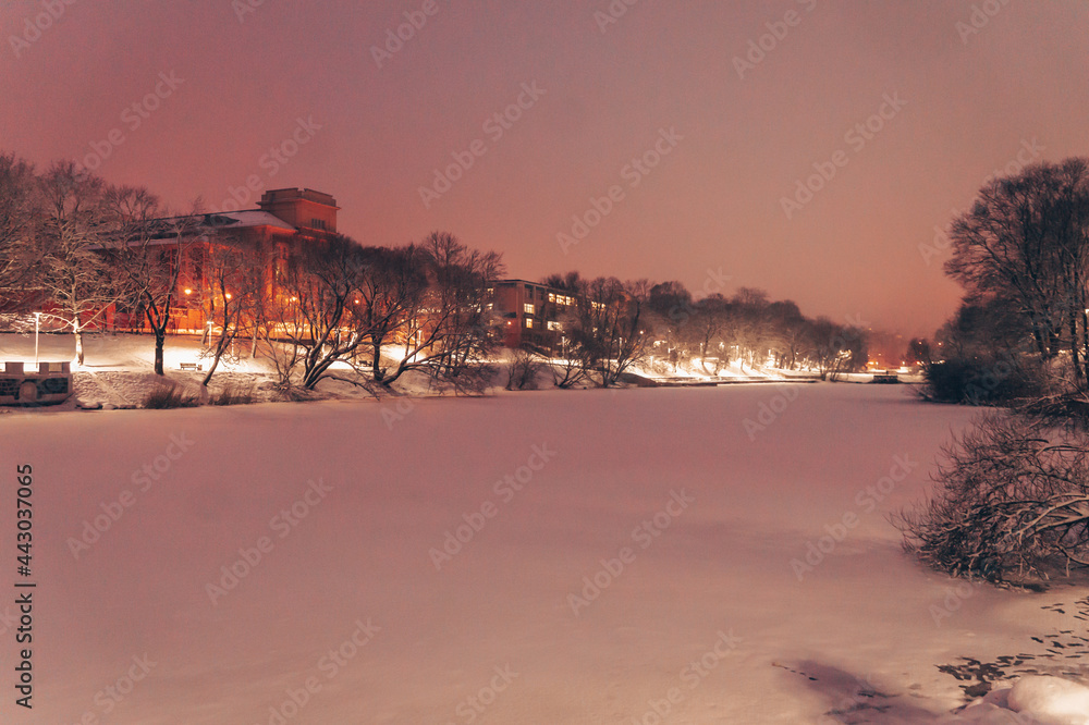 Obraz premium sunset in the city