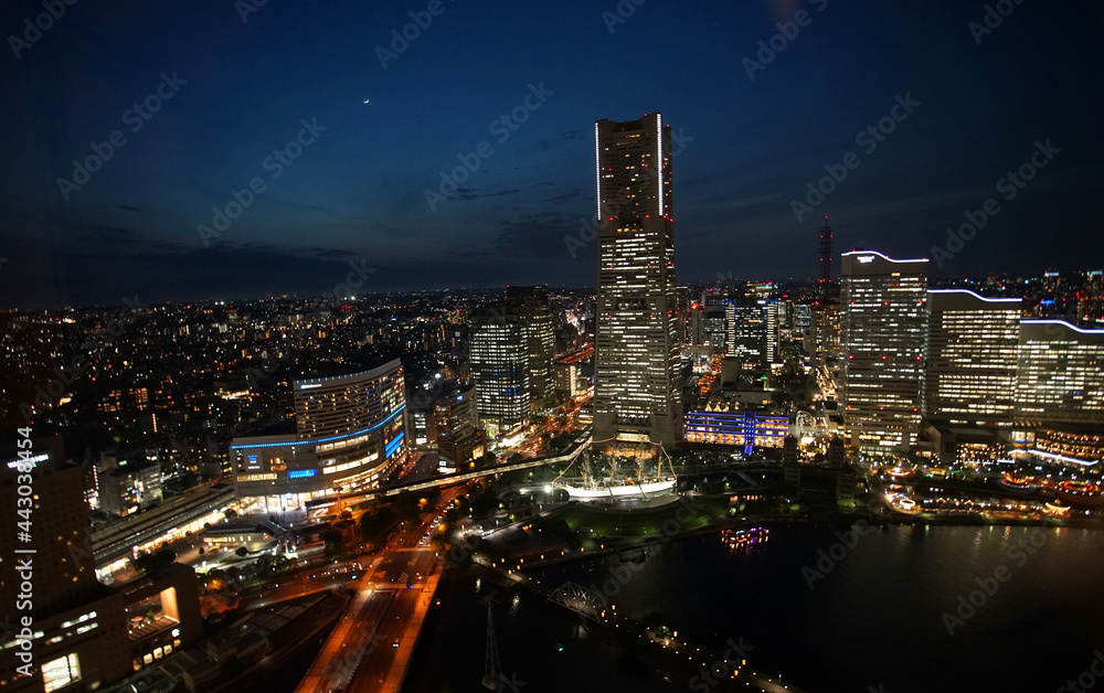 Fototapeta premium view of the city