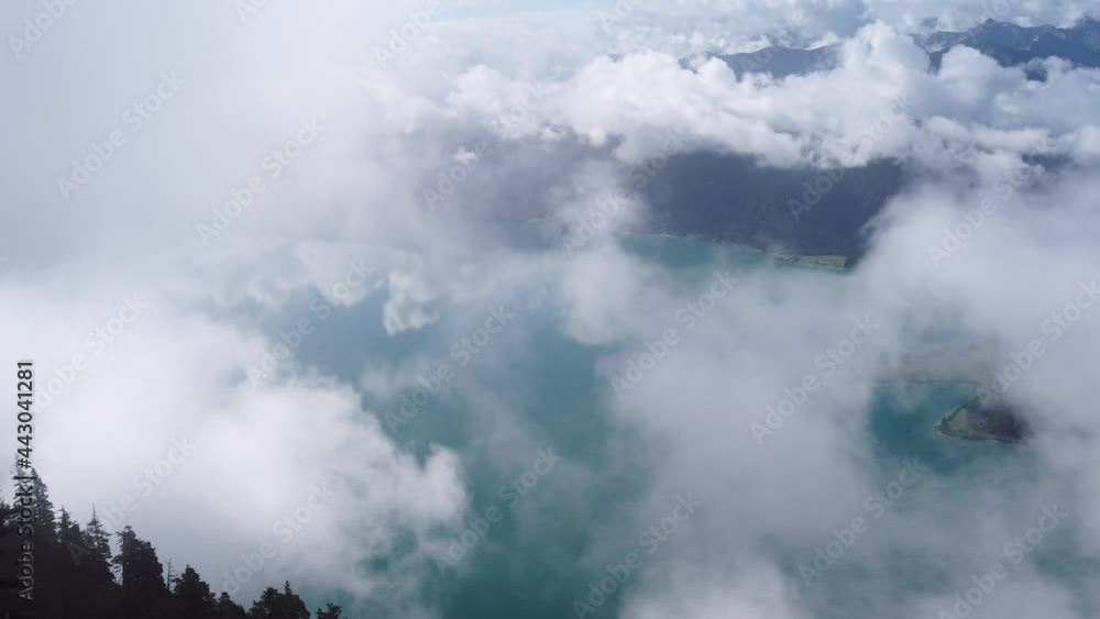 Blick durch die Wolken auf den Walchensee Blick durch die Wolken auf den Walchensee