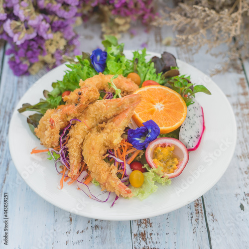 fried shrimps with salad