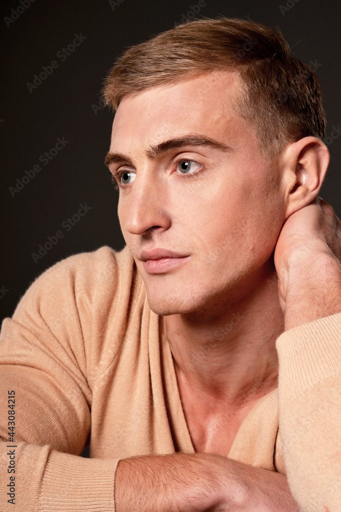 Obraz premium Close up portrait of handsome young man posing in studio