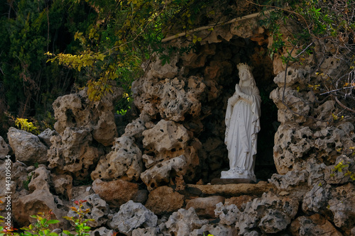 Beit Gamal monastery near Jerusalem, statue of the Virgin Mary.