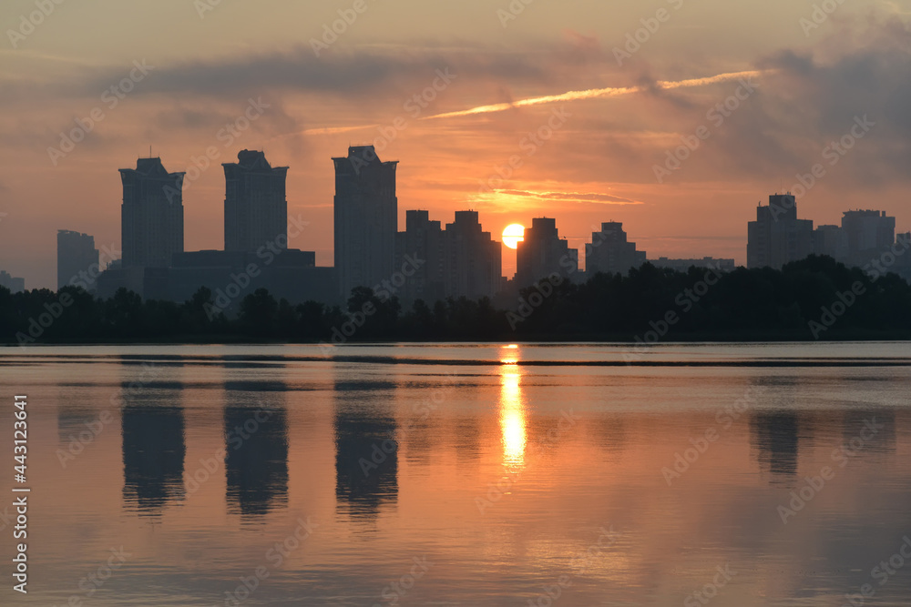 sunrise over the Dnipro in Kyiv 