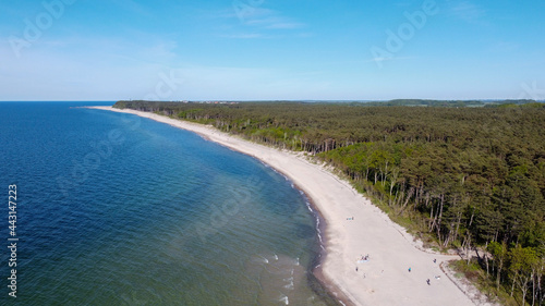 Fototapeta Naklejka Na Ścianę i Meble -  Rusinowo plaża z drona