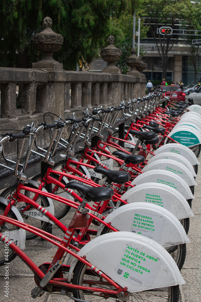 Fototapeta premium bicicletas ciudad de méxico