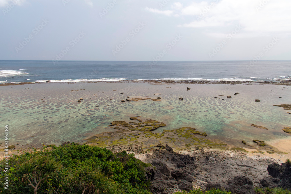 鹿児島県 沖永良部島の笠石海浜公園展望台からの眺め 鹿児島県 沖永良部島の笠石海浜公園展望台からの眺め