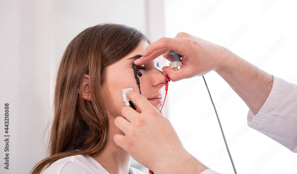 Fototapeta premium Patient nerves testing using electromyography at medical center