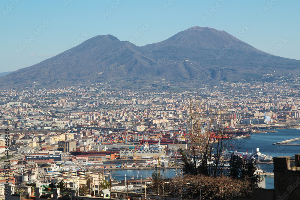Fototapeta premium Napoli panorama opening from Saint Elmo Castle 