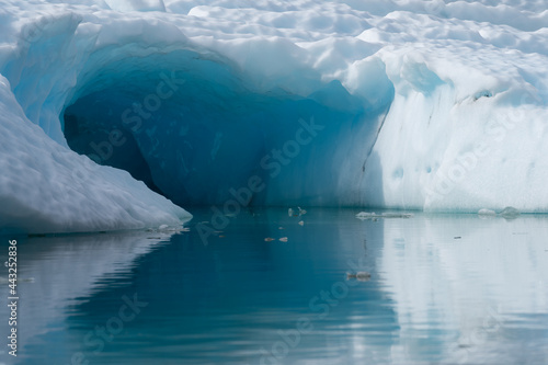 Ice bergs in Le Conte Bay, South East Alaska © David Katz