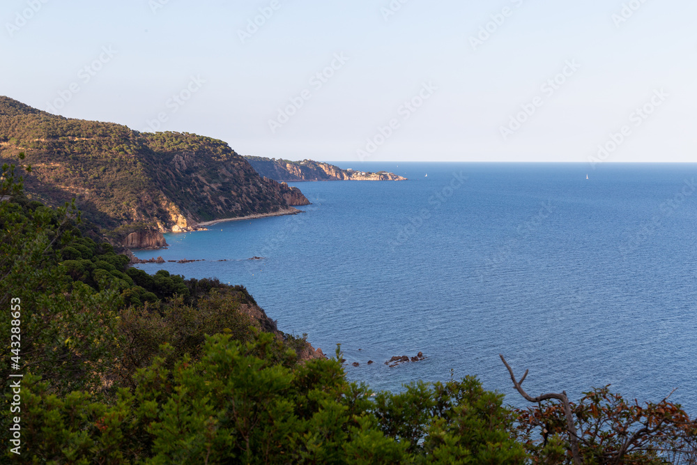 Fototapeta premium Mediterranean coast seen from the cliffs