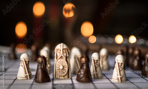 Traditionelles nordisches Brettspiel Hnefatafl