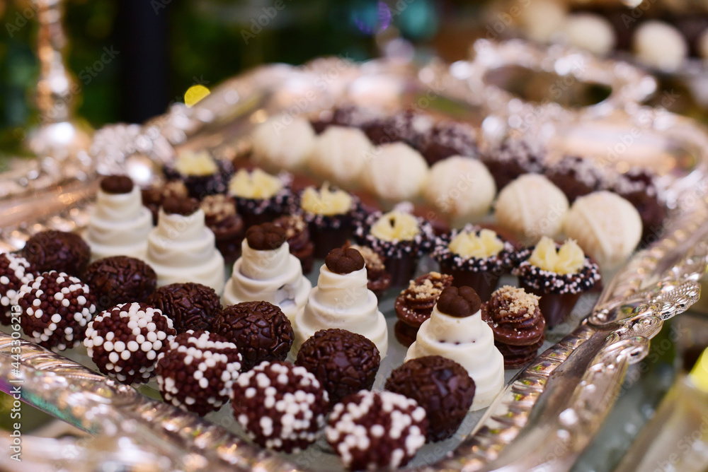 Sweets and treats for parties! Sweets and treats for parties!