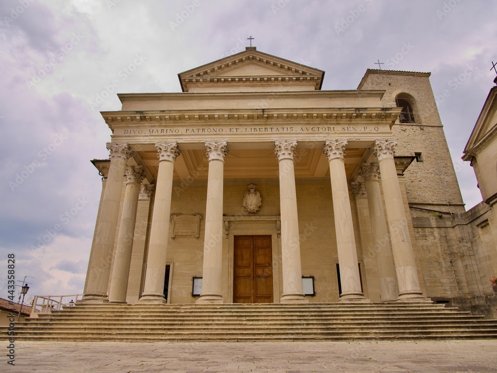 Basilica di San Marino - Pieve (RSM) Basilica di San Marino - Pieve (RSM)