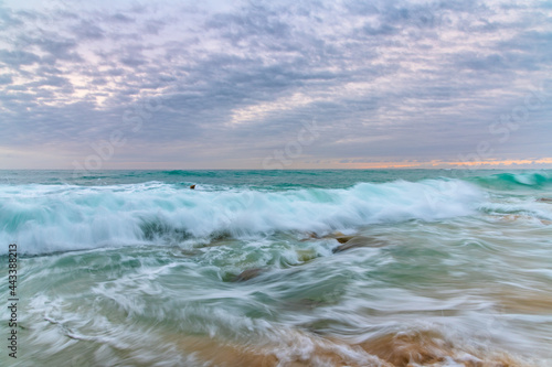 Wallpaper Mural Waves on the beach Torontodigital.ca