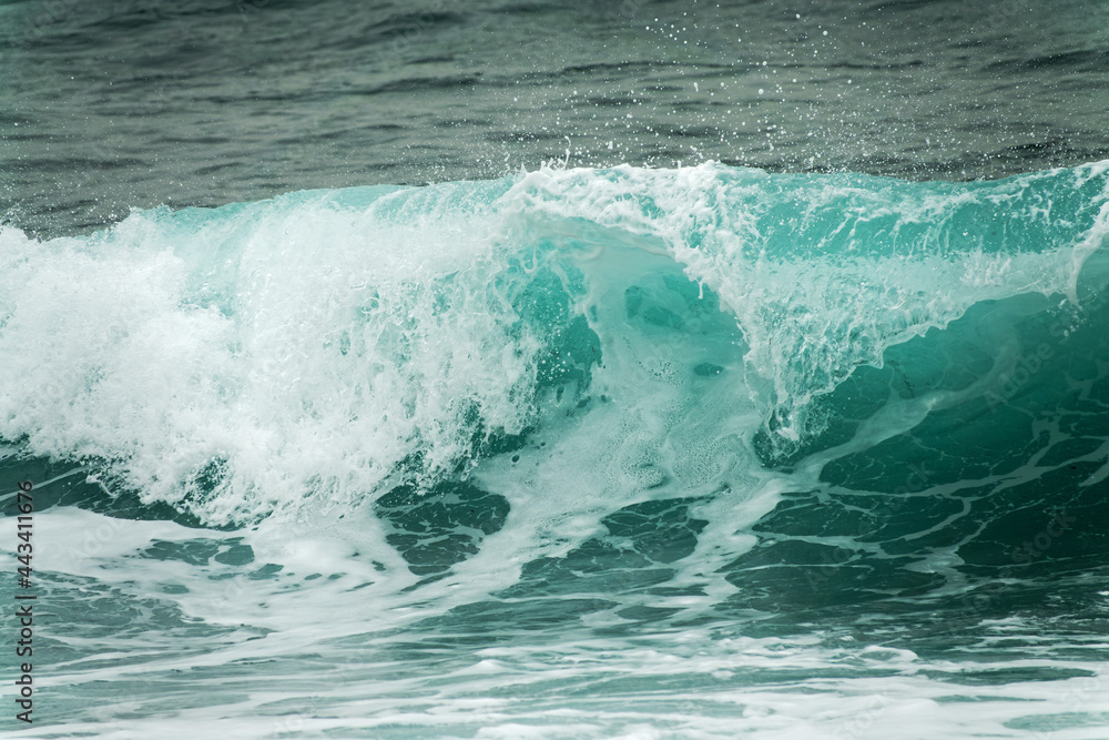 Fototapeta premium Close up of a wave. Blue clear water splash, ocean background.