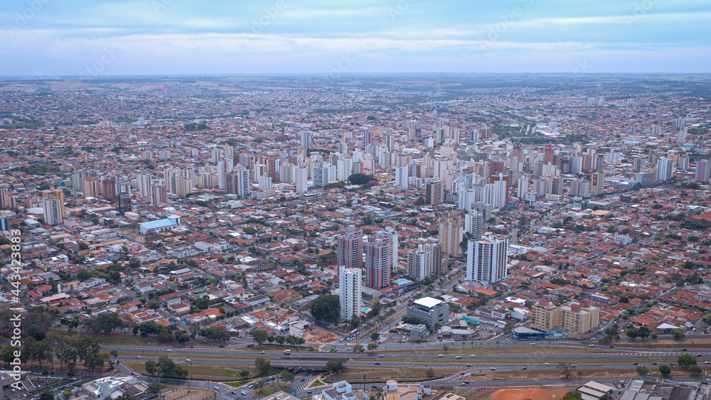 Fototapeta premium Foto do centro de São José do Rio Preto, São Paulo, Brasil.