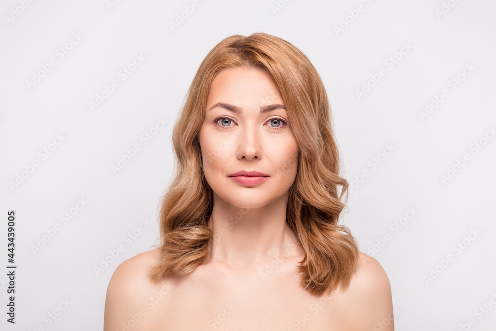 Photo portrait woman blonde hair naked shoulders isolated white color background Photo portrait woman blonde hair naked shoulders isolated white color background
