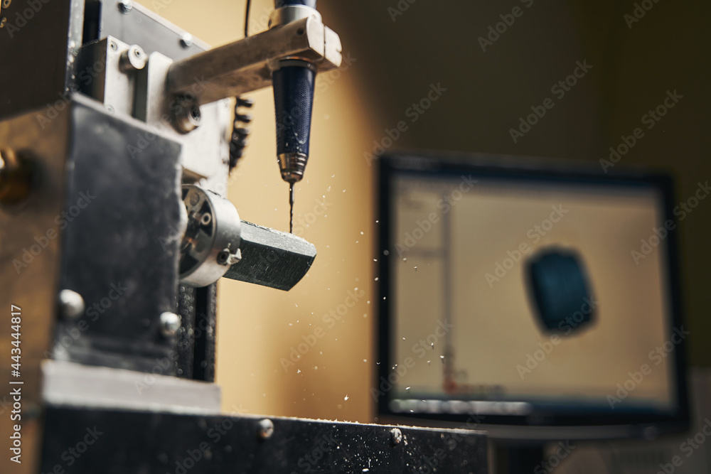 Jewelry product milling on machine with a drill Jewelry product milling on machine with a drill
