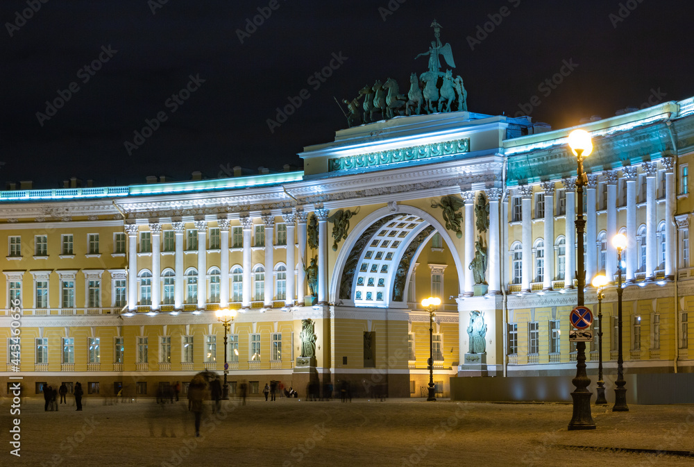 Fototapeta premium General Staff Building at Night